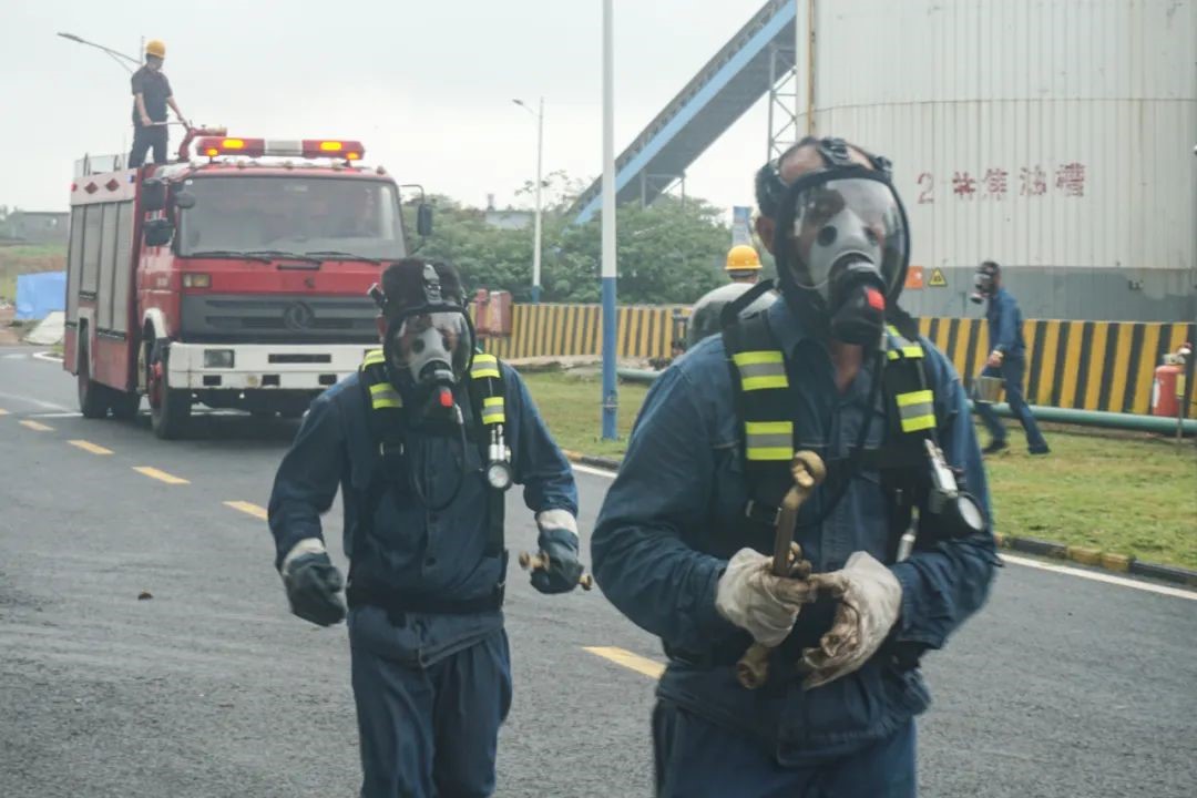 安全生產(chǎn)月丨這場(chǎng)應(yīng)急演練實(shí)打?qū)嵭Ч茫? /></p></div>
						<div   id=